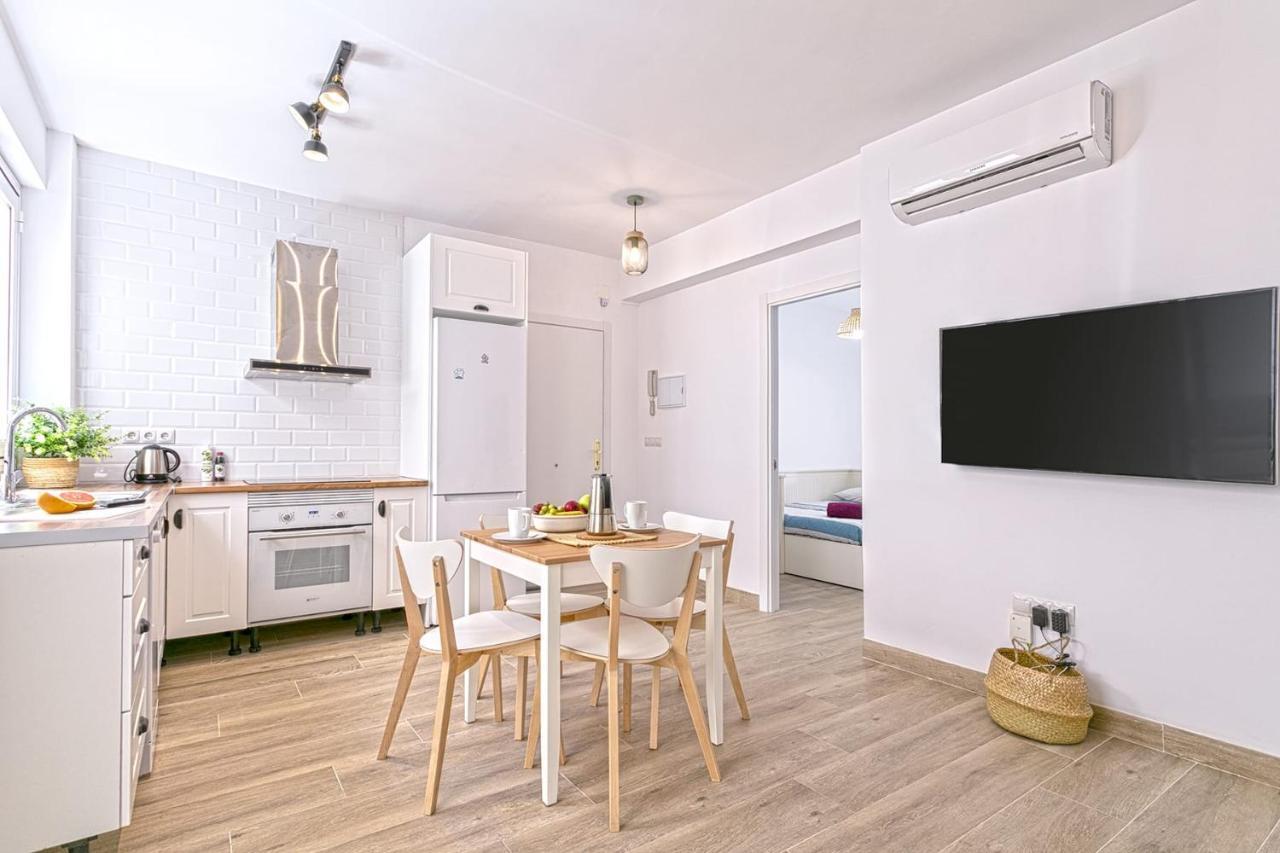 Precioso Apartamento Con Patio مالقة المظهر الخارجي الصورة
